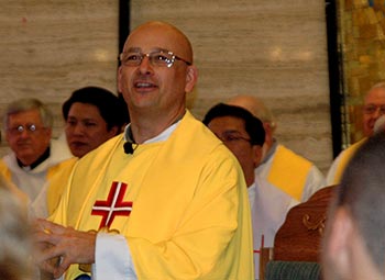 Fr. Alex Rodlach celebrating Mass 